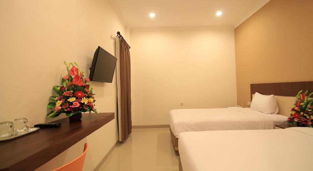 The Kanjeng Hotel Kuta 12/36
