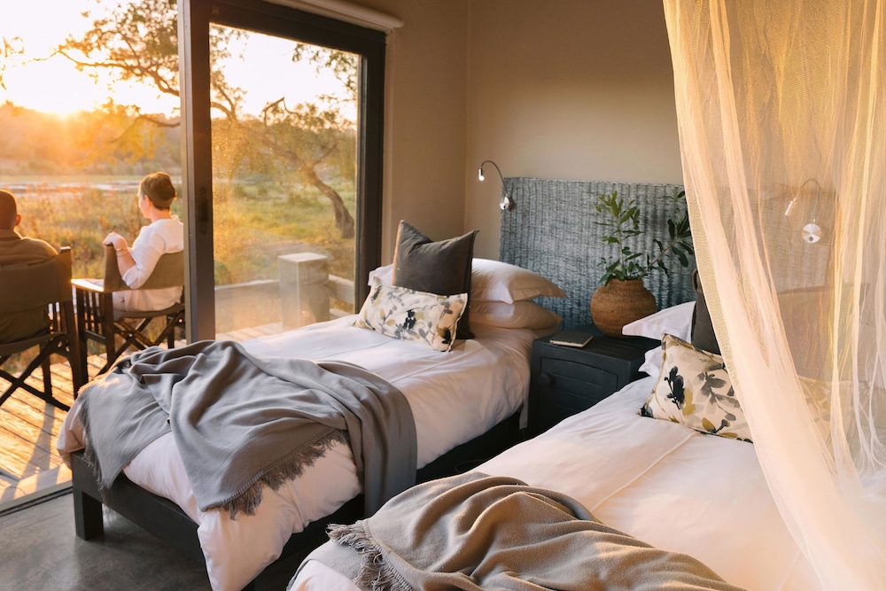 Simbavati River Lodge 10/50