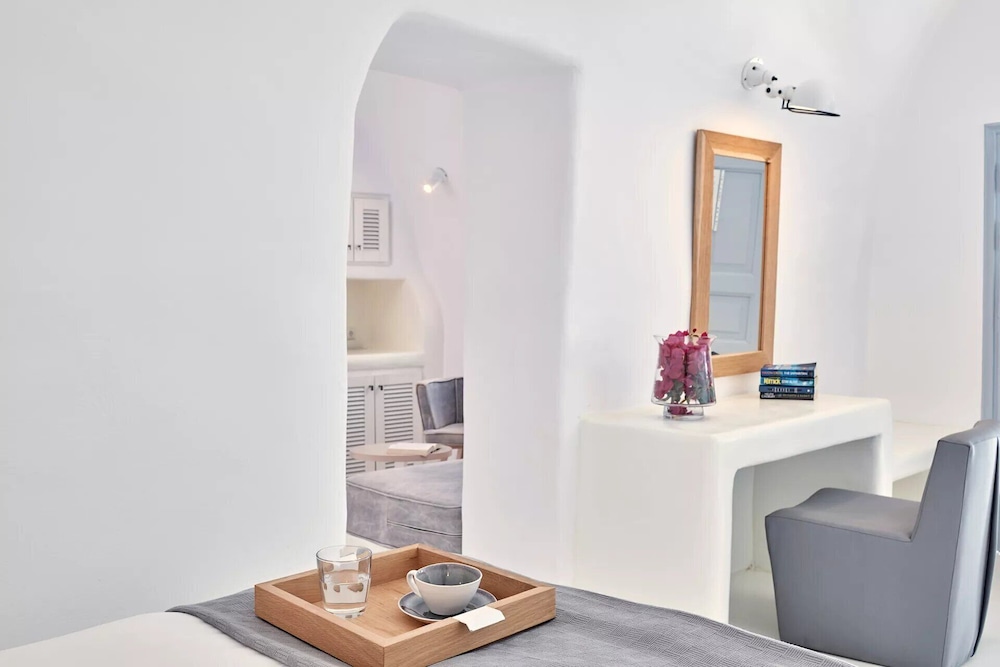 Cliff Side Suites Hotel 23/62