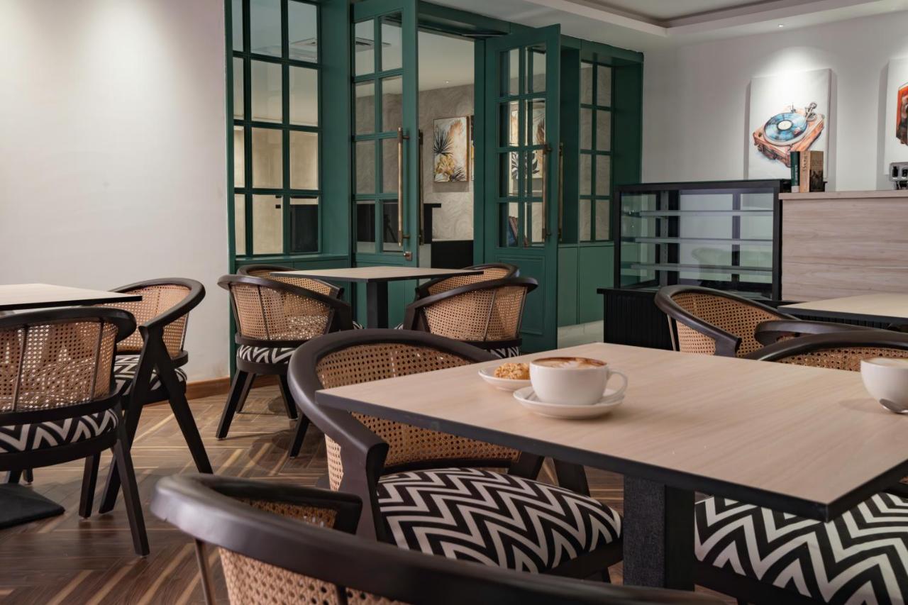Clarks Inn Dehradun 23/28
