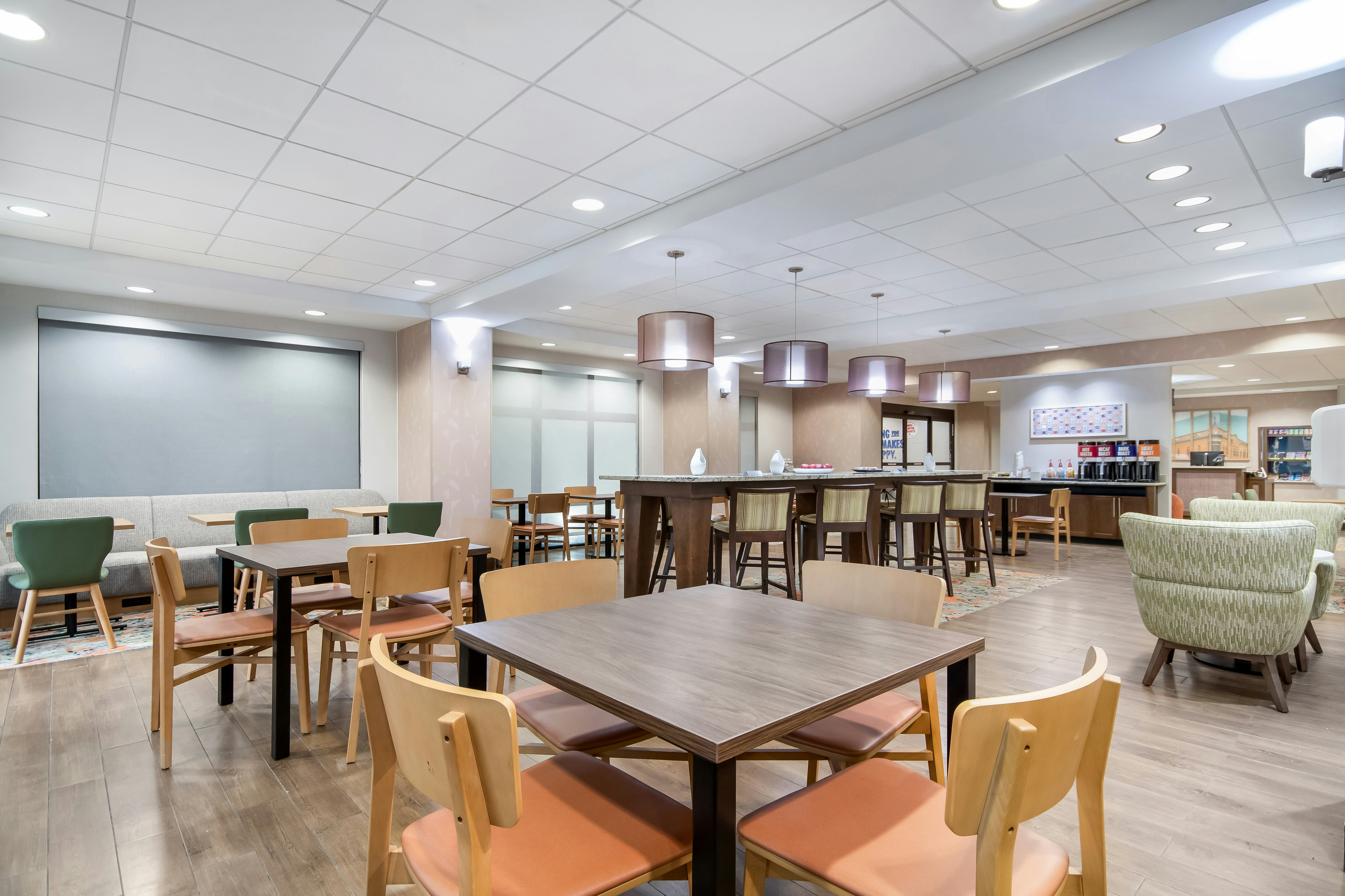 Hampton Inn Uvalde 21/33