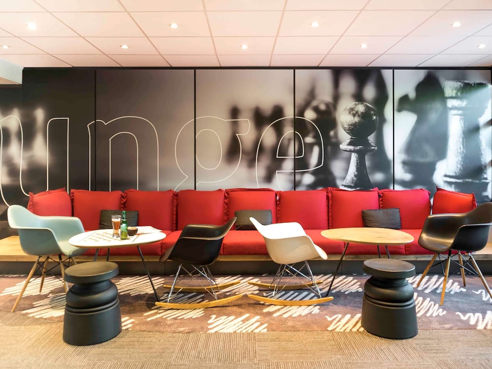 Ibis Saint Denis Stade Sud 49/68