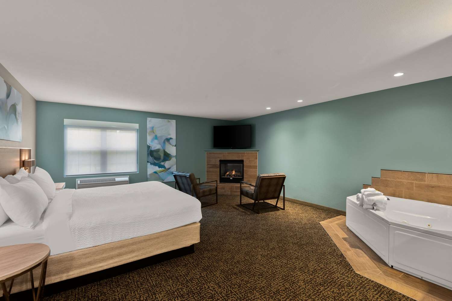 Wyndham Garden Galena Hotel & Day Spa 32/73