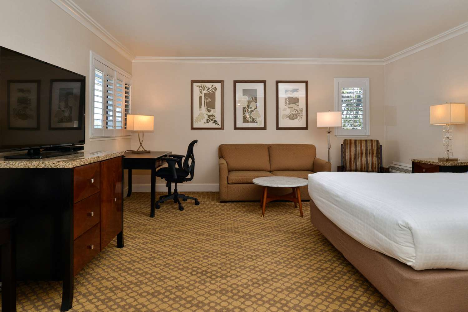 Executive, King Bed
