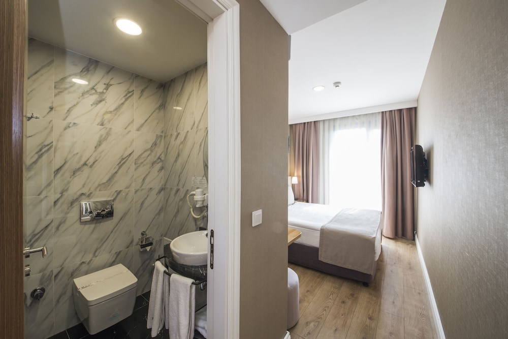 Aston Hotel Taksim (ex Aston Residence Hotel) 40/70