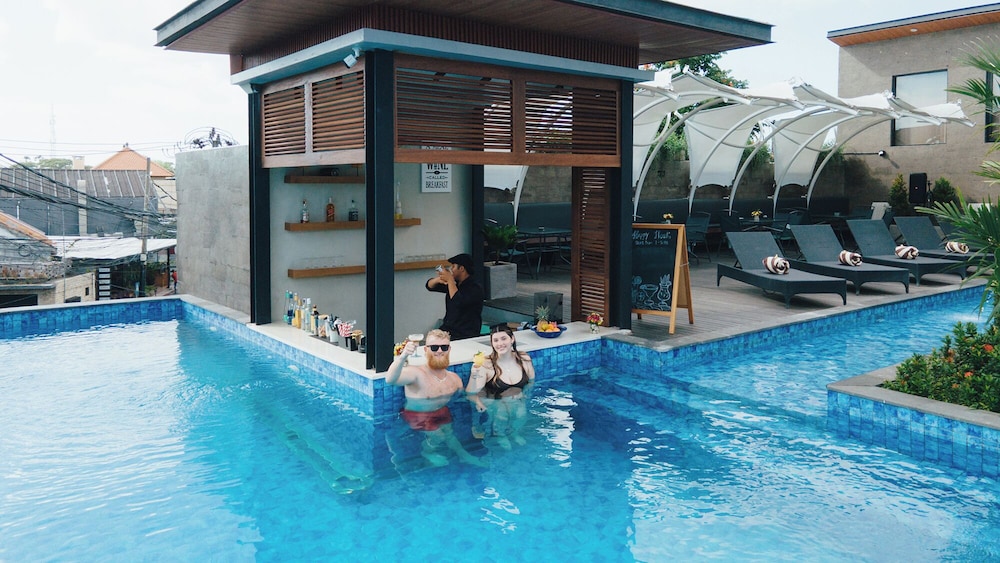 VILLA KAYU RAJA in Seminyak
