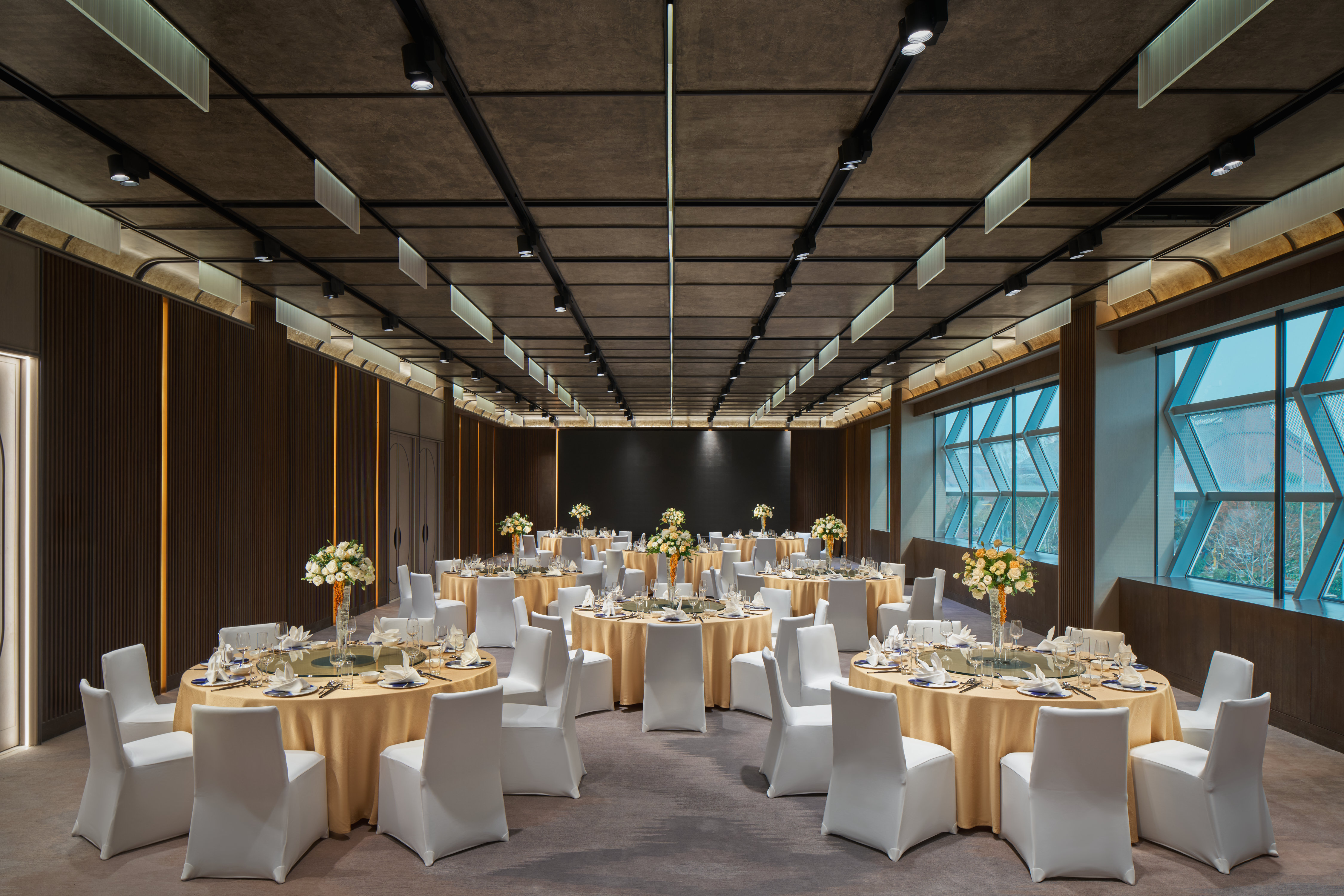 Hotel Indigo Ningbo Riverside 52/59