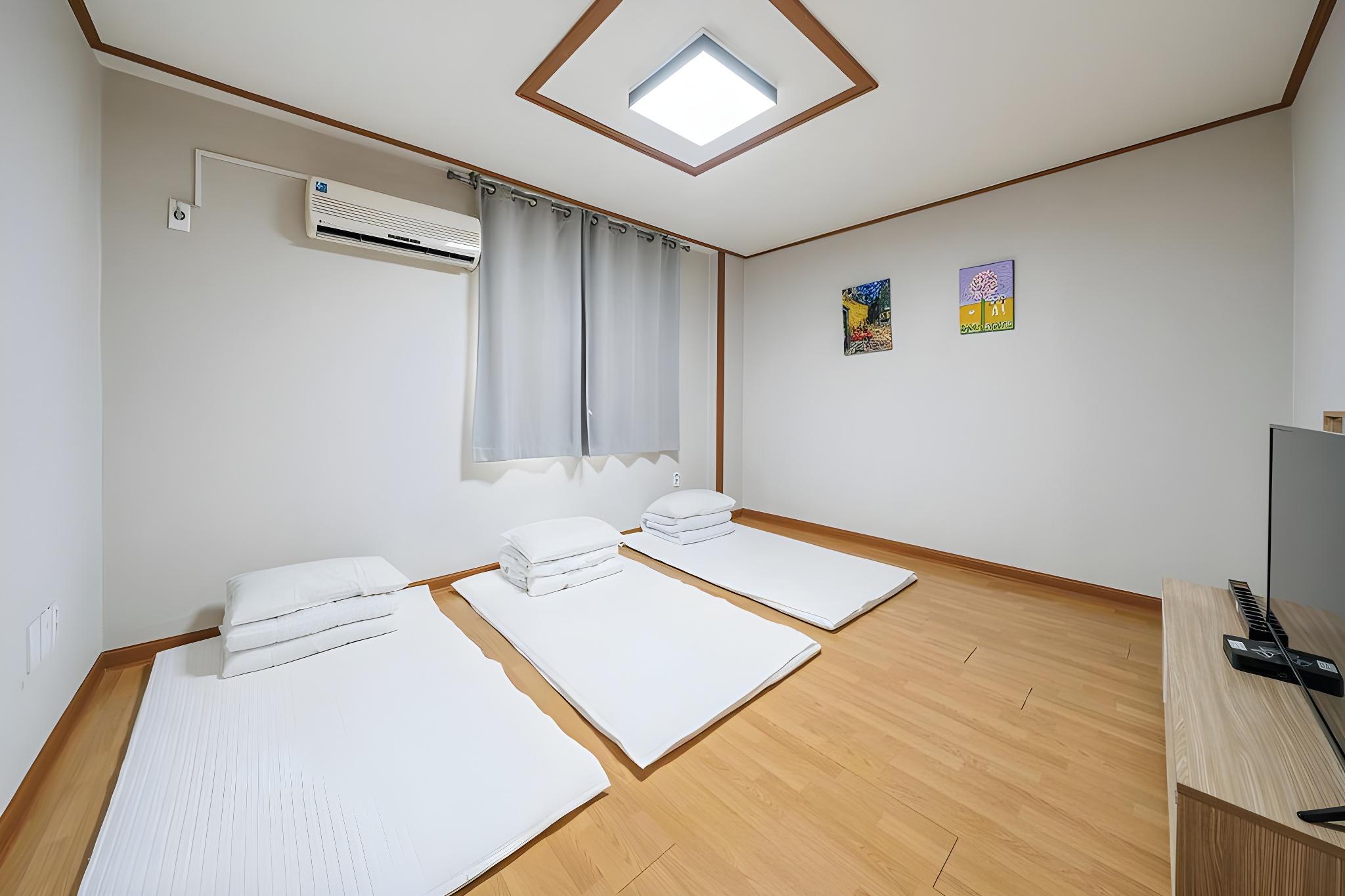 Ondol, Family, Single Bed, 25 Pyeong