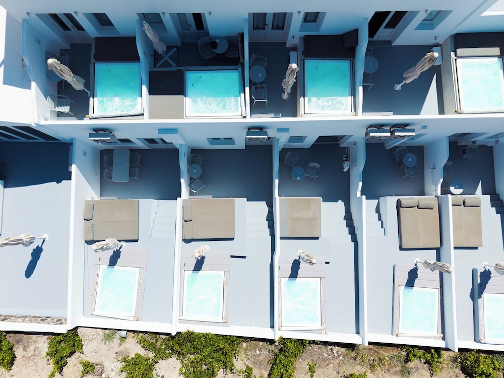 Serenita Luxury Suites 6/71