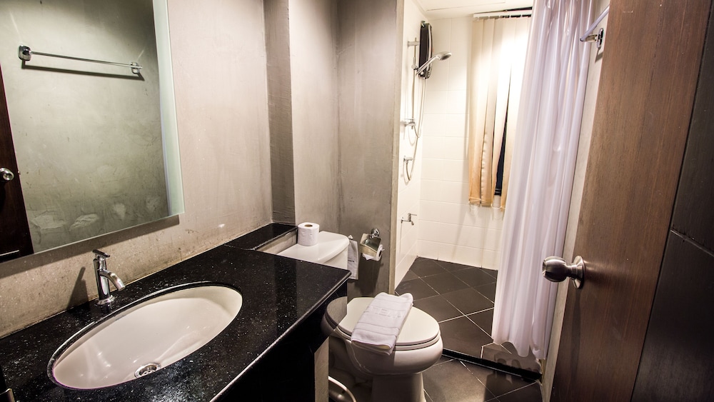 B2 Lampang City Boutique & Budget Hotel 37/41