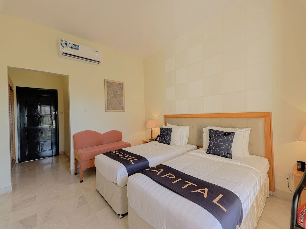 Al Sawadi Beach Resort 33/66