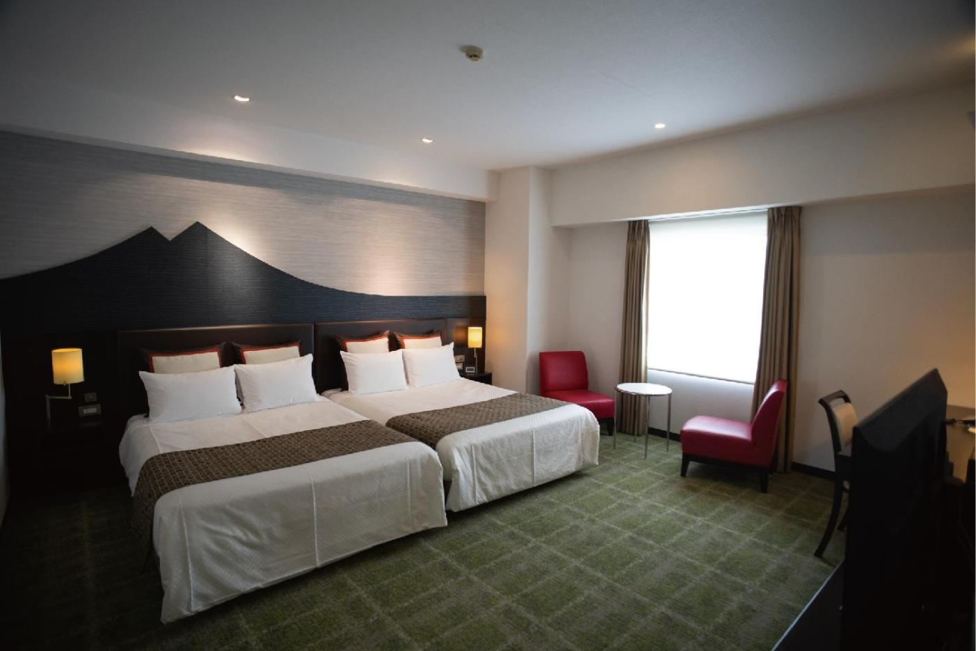 Deluxe, Twin Beds