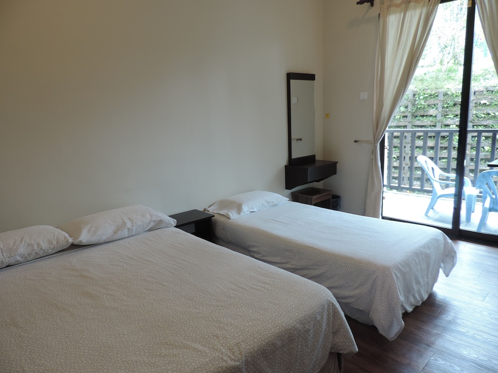 Cameronian Inn 14/69