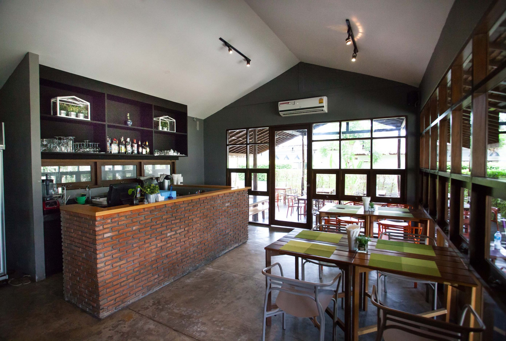 BAAN TALAY POOL VILLA 12/35