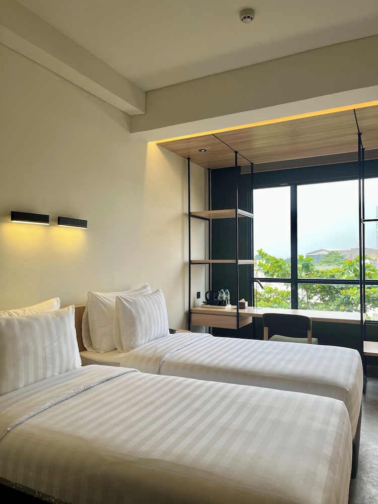 Atooi Hotel Alam Sutera 7/33