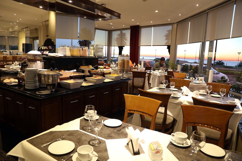 restaurant-cafeteria