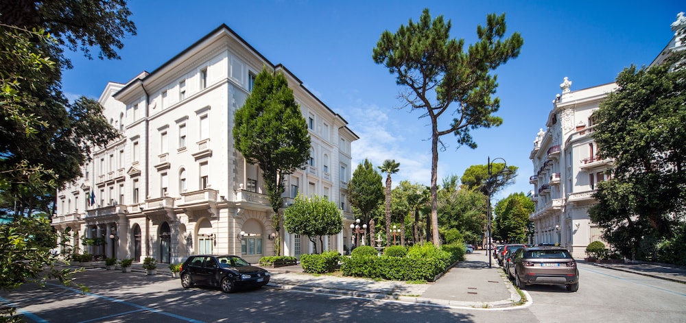 Residenza Parco Fellini 60/72