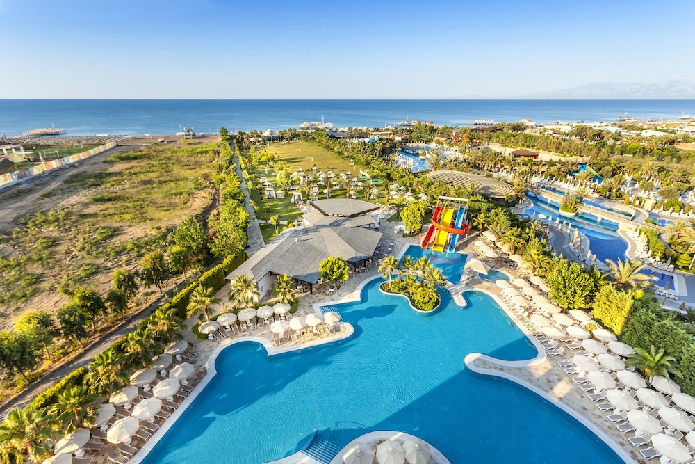 Melas Lara Hotel 50/53