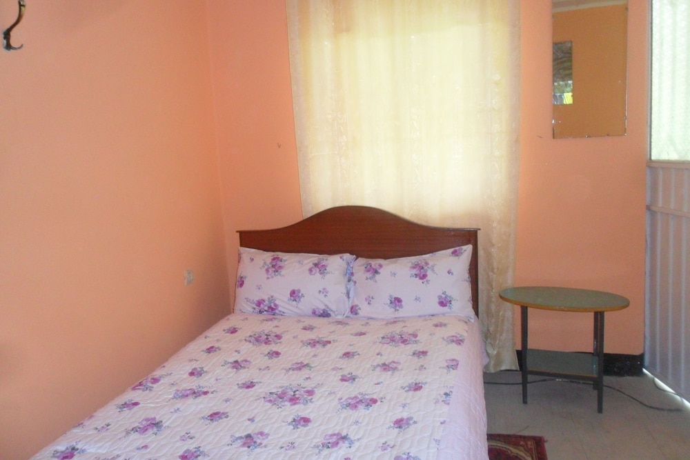 STANDARD, DOUBLE BED