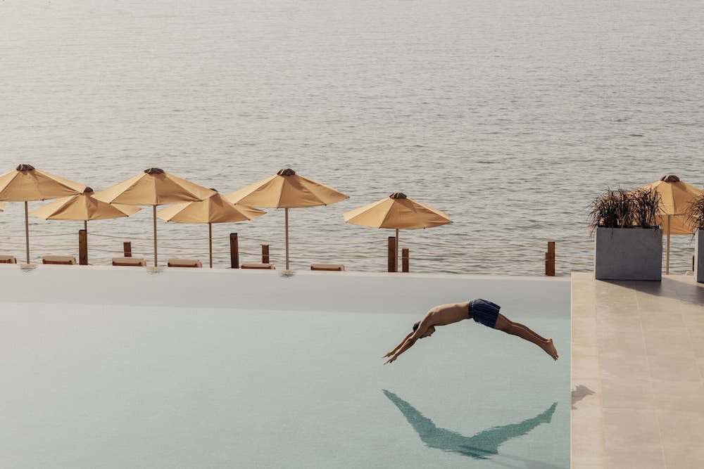 Cabo - Adults Only 46/75