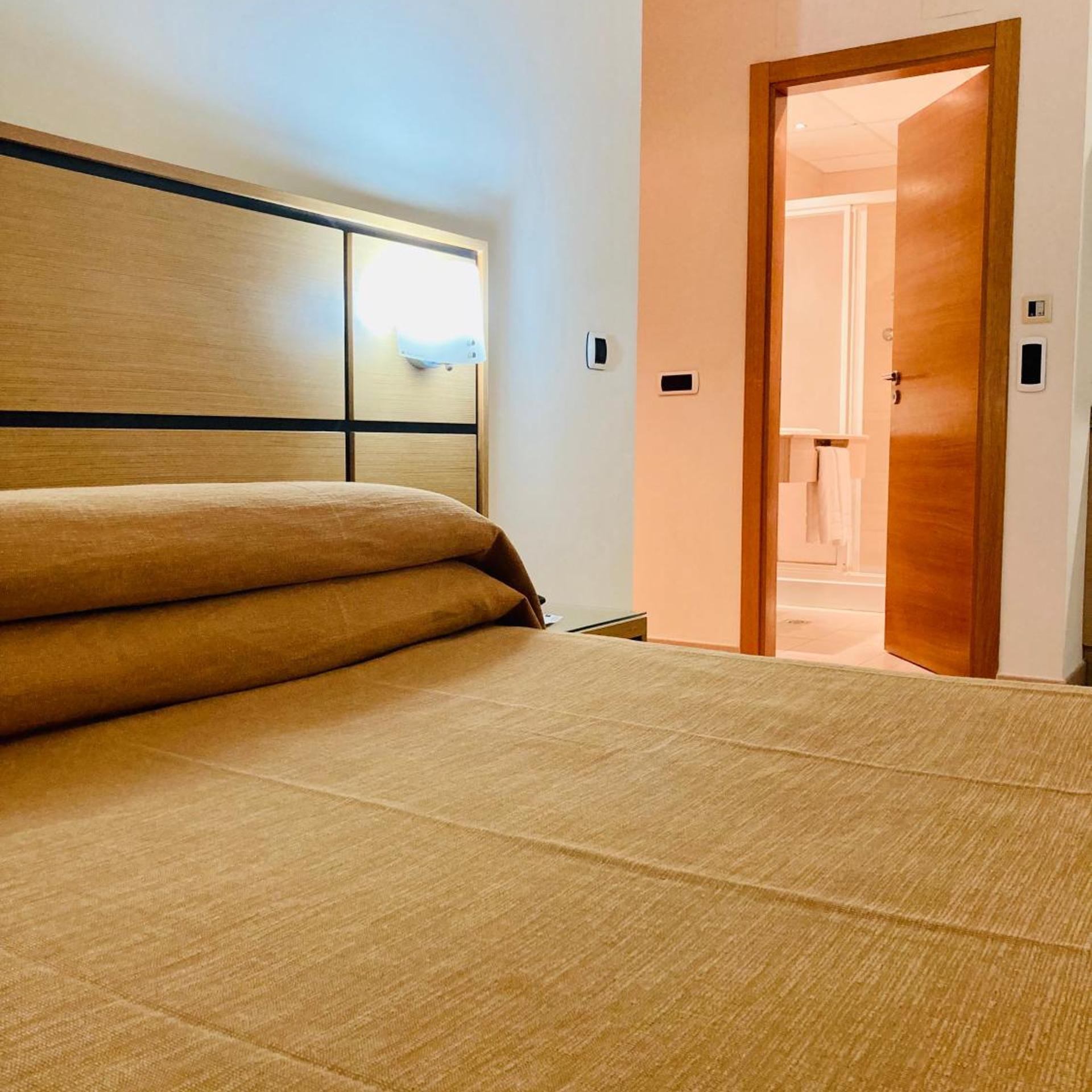 Hotel Dona Lola Castellon 29/50