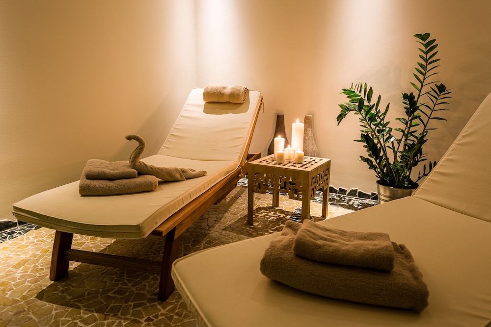HOTEL BOUTIQUE BELVEDERE SINAIA 23/60