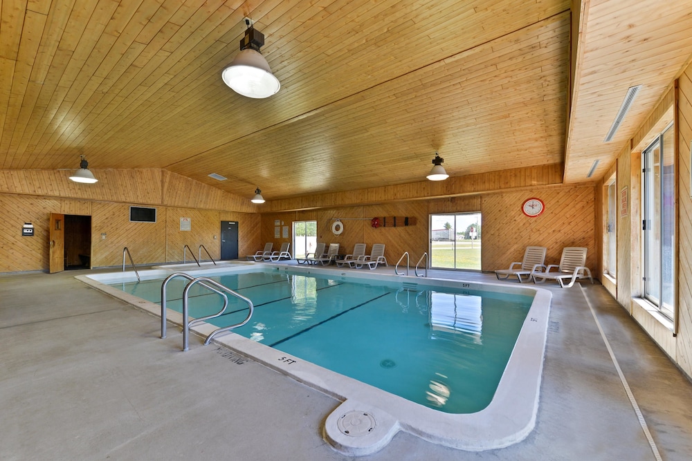 Americas Best Value Inn Tahquamenon Country 23/30