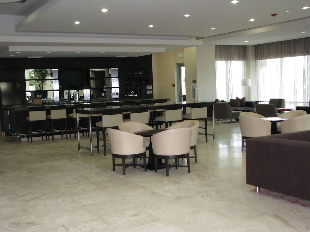 Embassy Suites by Hilton Ontario Airport 43/55