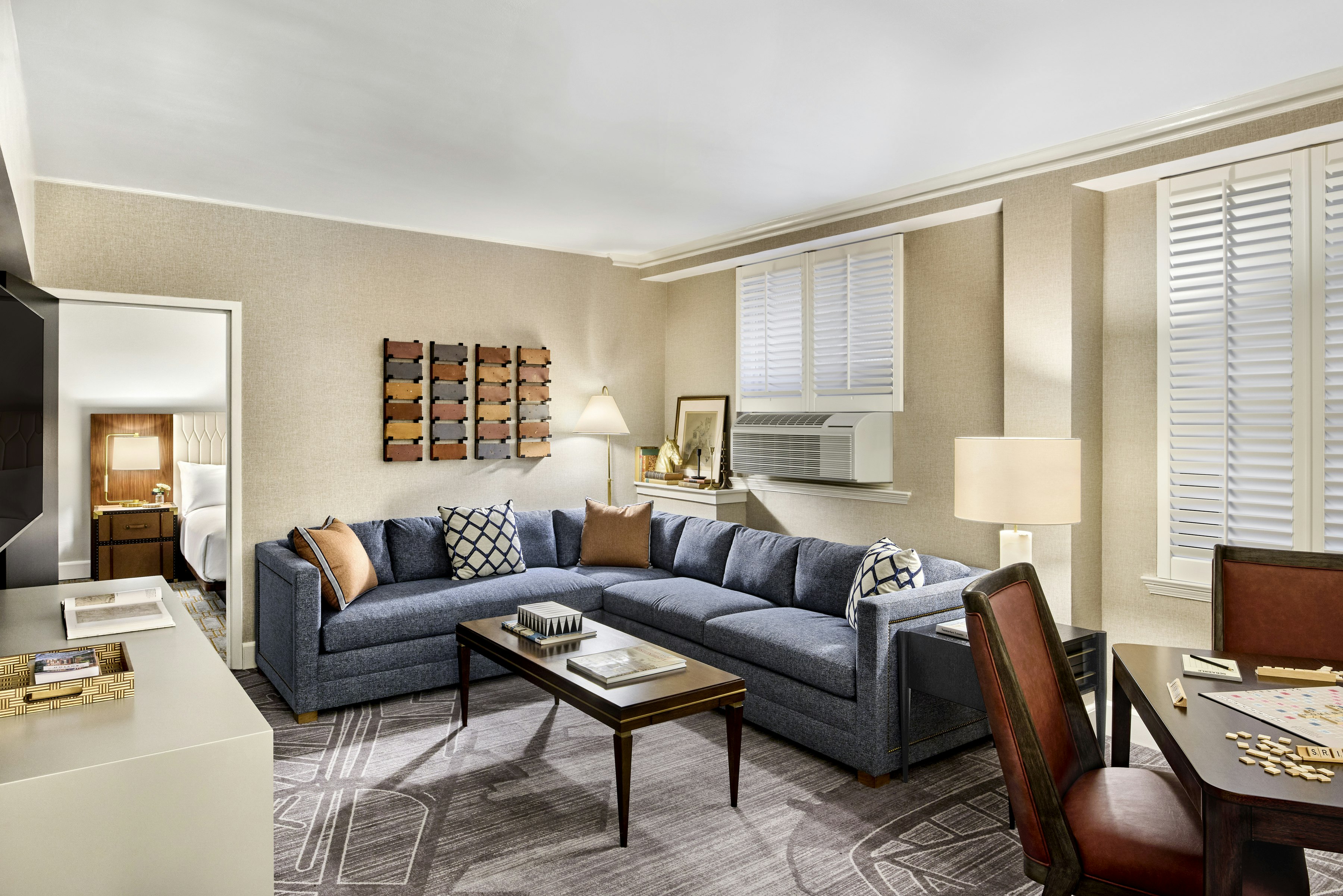 OMNI PARKER HOUSE 37/67