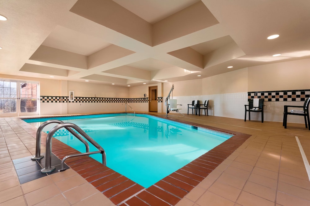 Country Inn & Suites By Radisson, Anderson, SC 11/34