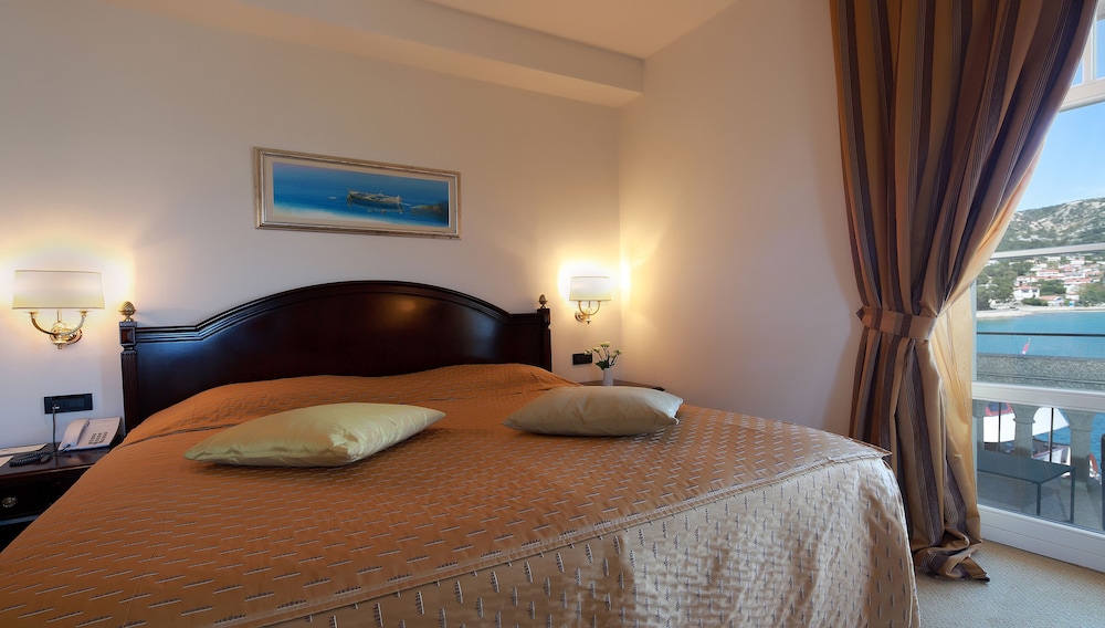 Arbiana Heritage Hotel 29/78