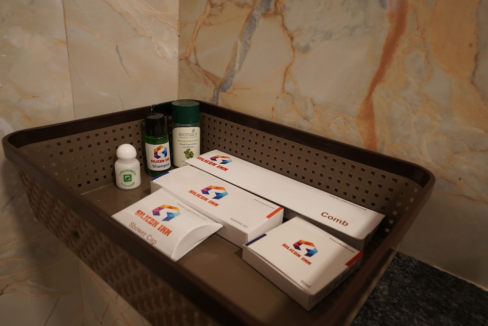 Silicon Inn 7/50