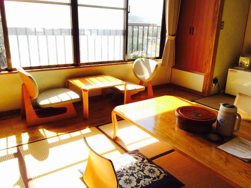 ENOKIYA RYOKAN 37/50
