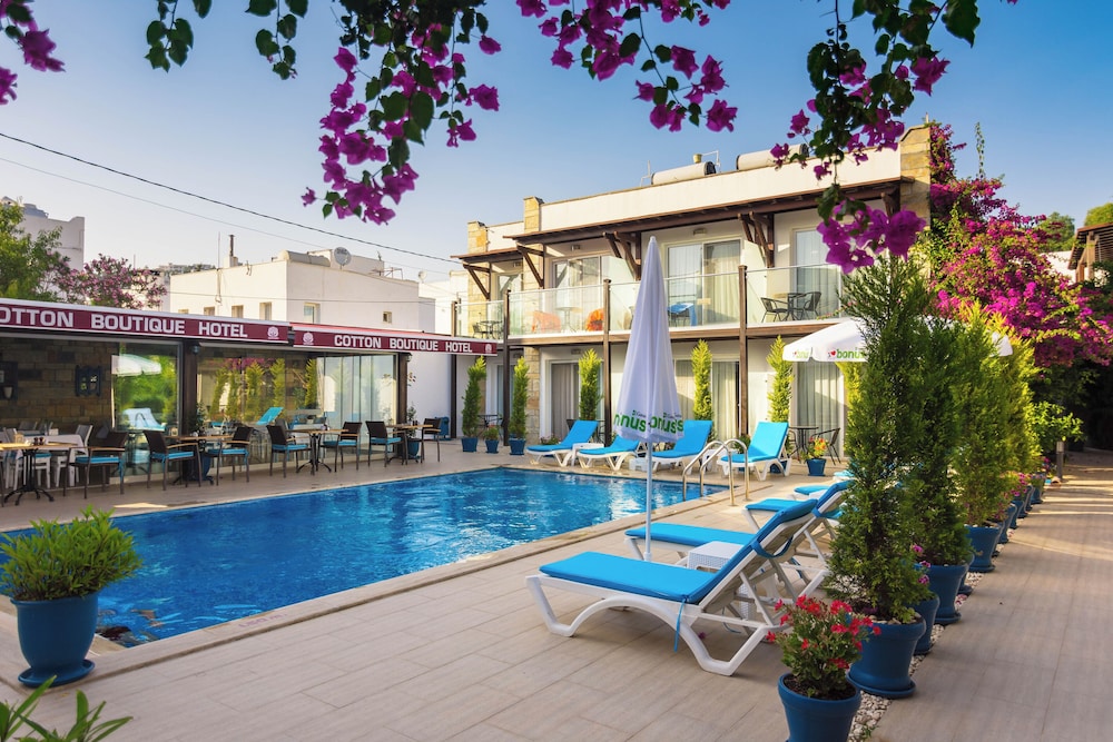 Cotton Boutique Hotel 33/34