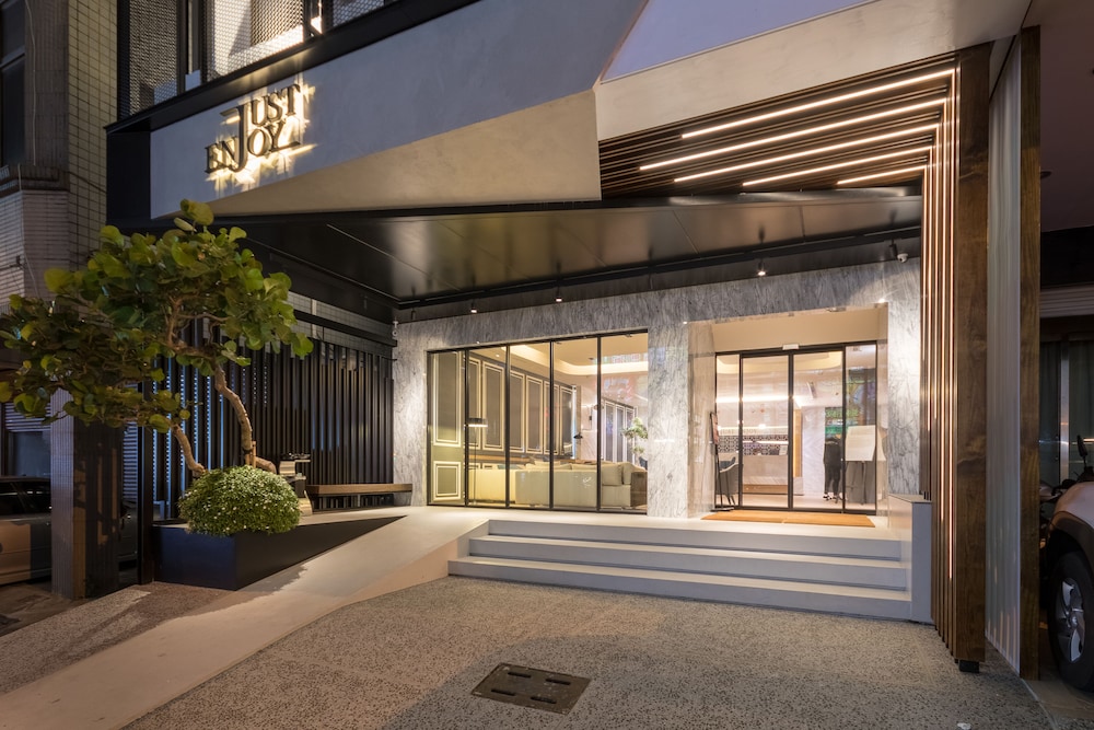 Tan Tso Ma Li Business Hotel 18/22