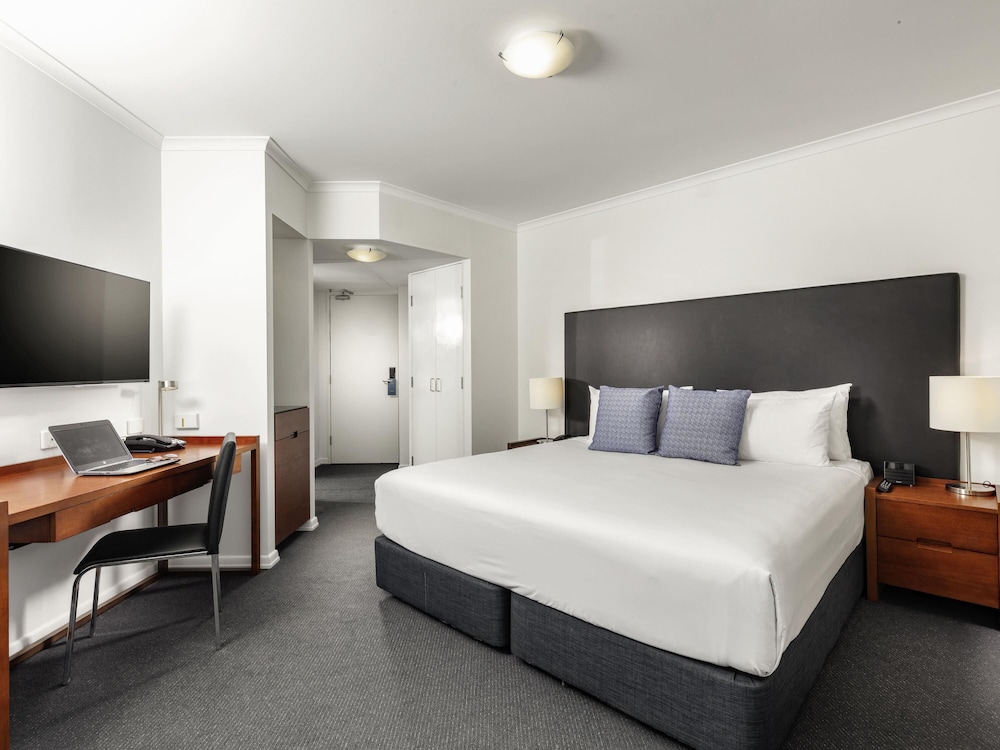 The Sebel Brisbane 23/63