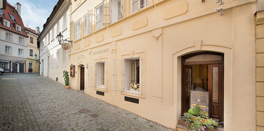 Boutique Hotel Constans 43/50
