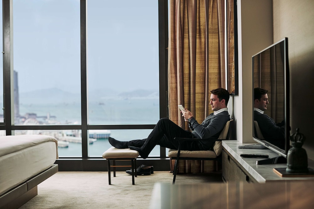 GRAND HYATT HONG KONG 39/69
