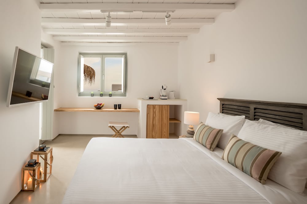 BELVEDERE, SUITE, SEA VIEW