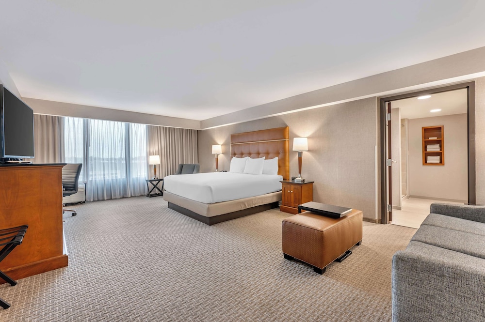 Drury Inn and Suites Champaign 9/50