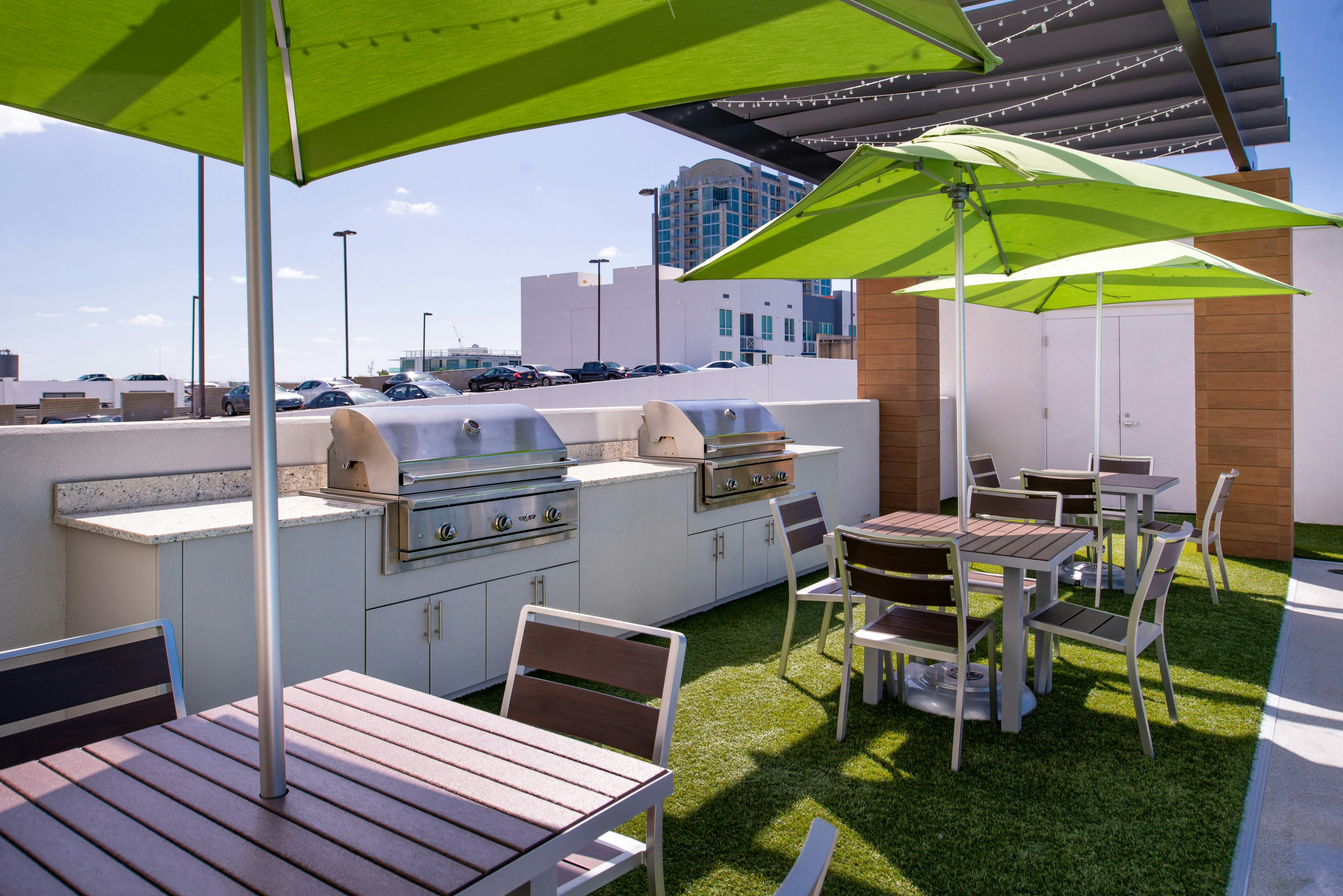 Home2 Suites By Hilton Tampa Downtown Channel District 53/73