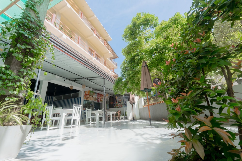 Vacanza Hotel 3/46