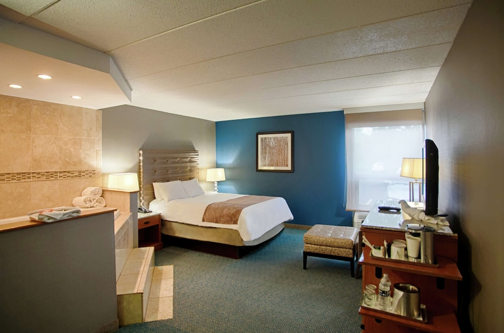 Doubletree By Hilton Roseville Minneapolis 18/40