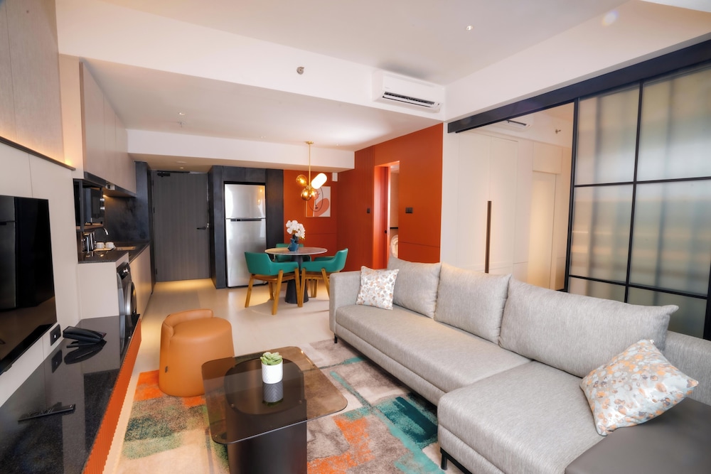 Herloom Hotel and Residence BSD Tangerang 32/50