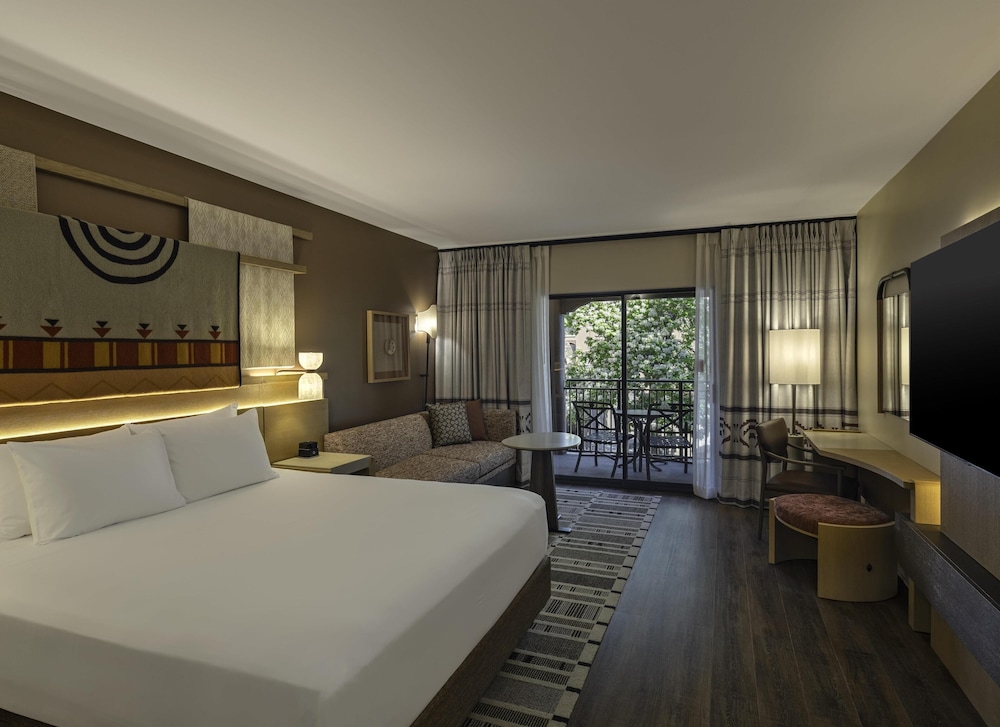 Room, 2 Queen Beds, Pool Access