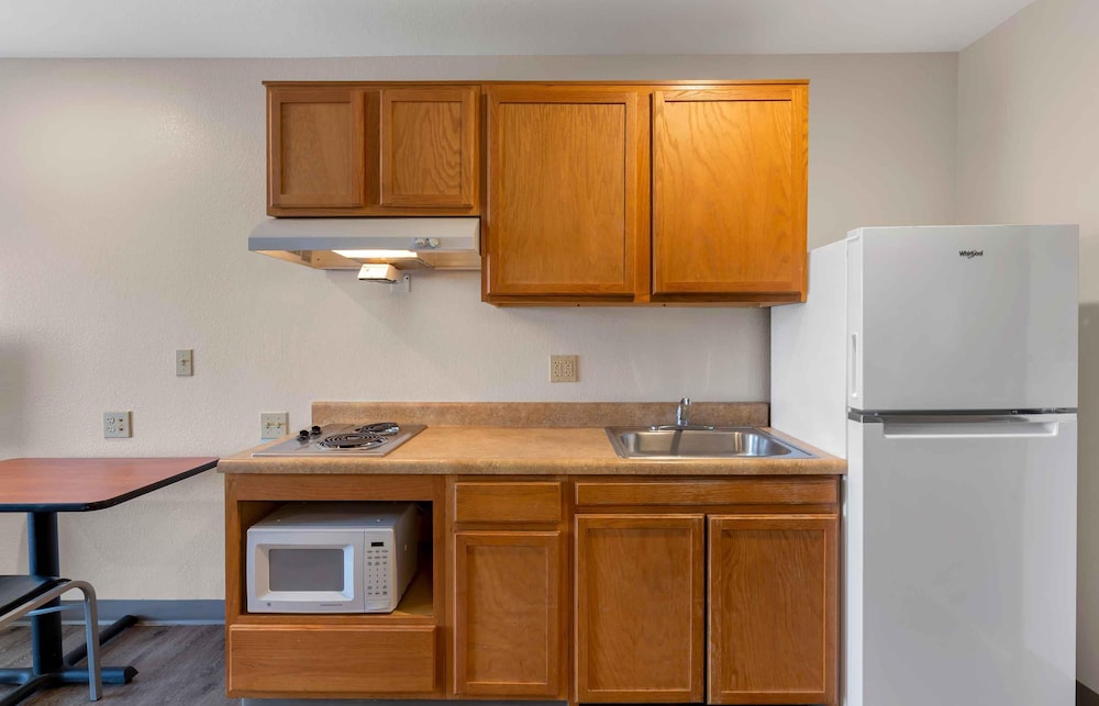 Extended Stay America - Select Suites Indianapolis - Plainfield 47/54