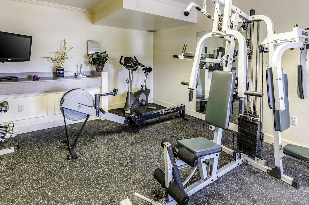 Quality Inn Tanglewood 24/50
