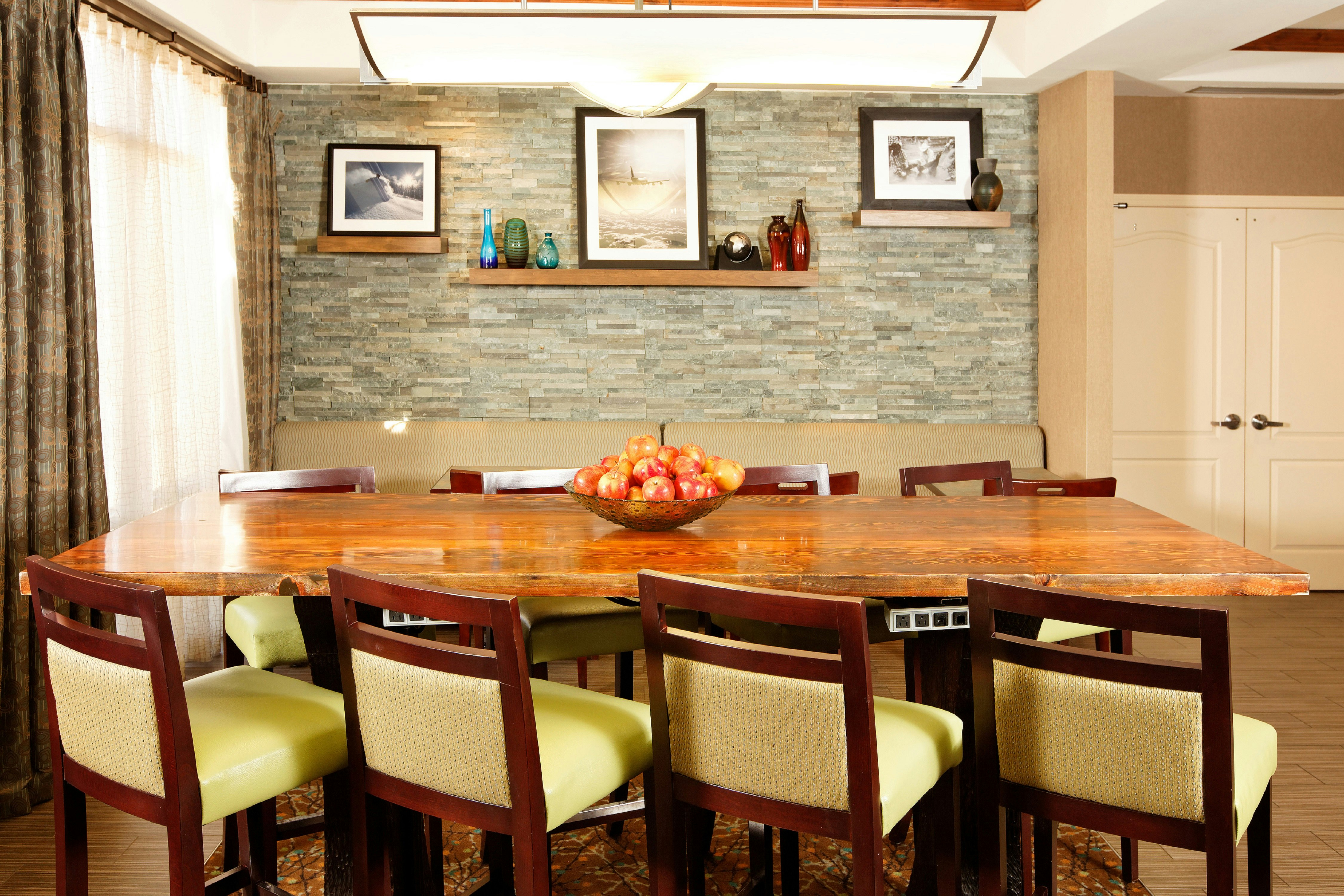 Hampton Inn Montrose 43/58