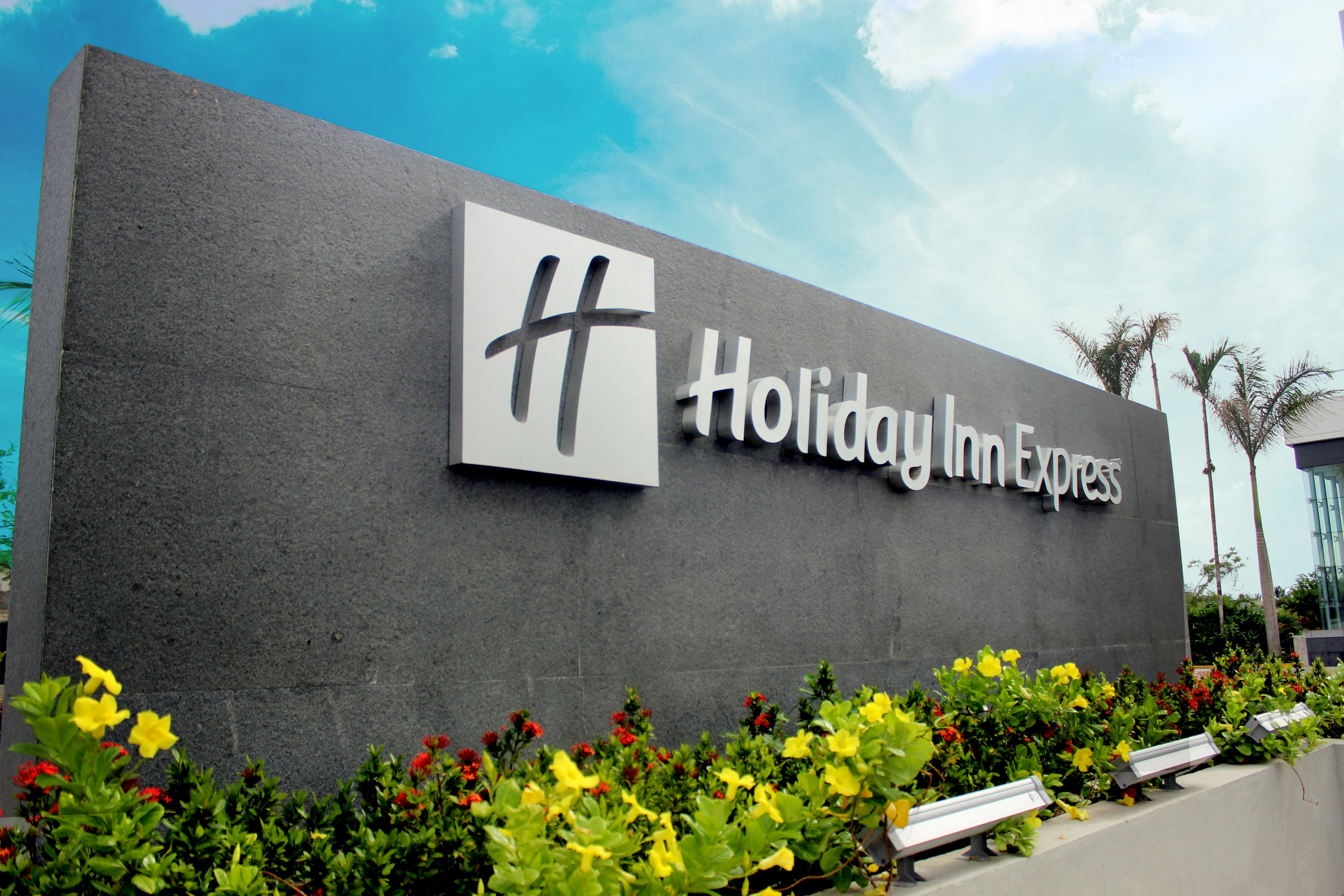 Holiday Inn Express Puerto Vallarta 2/50