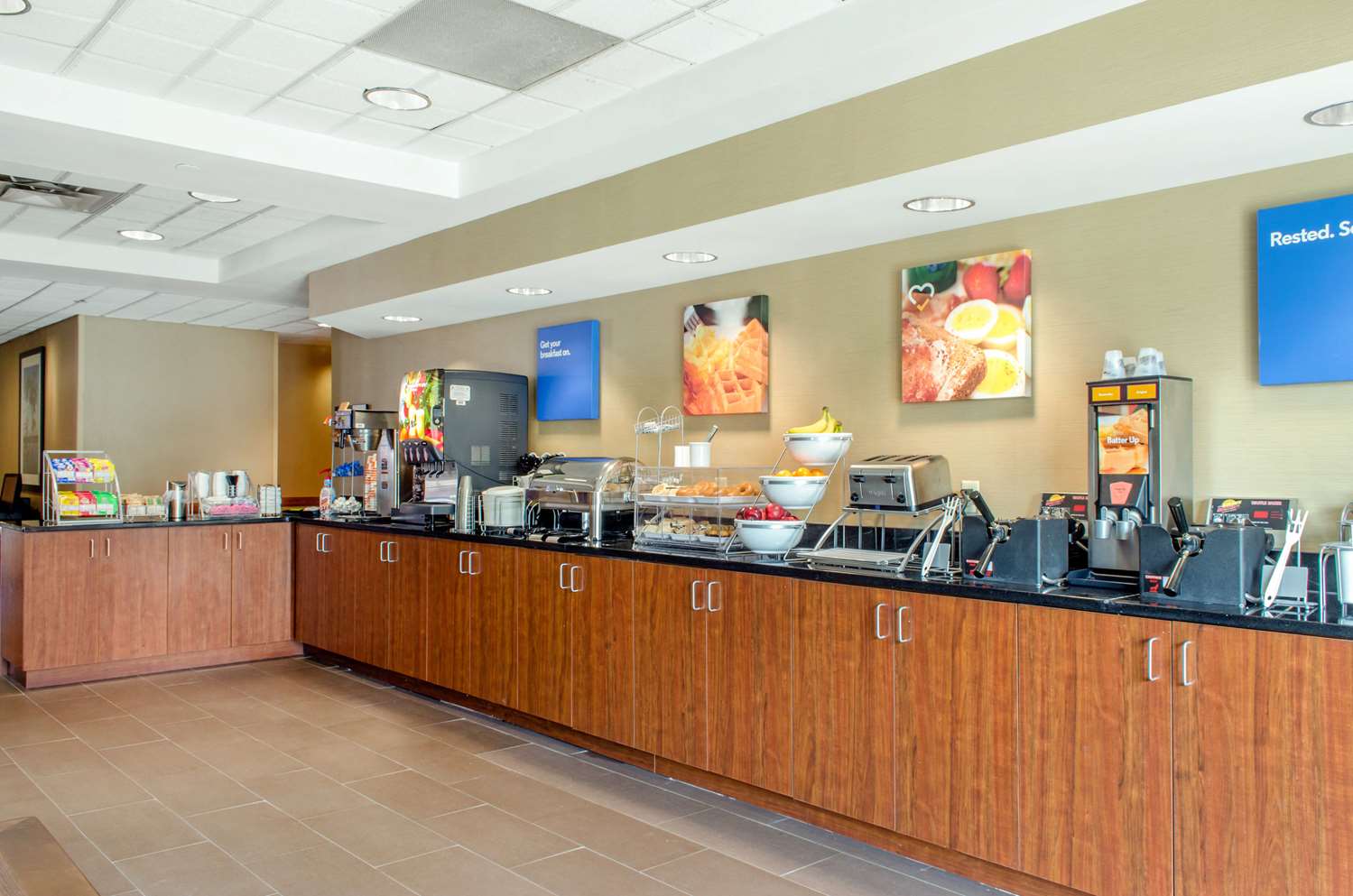 Comfort Inn and Suites Biloxi D Iberville 35/47